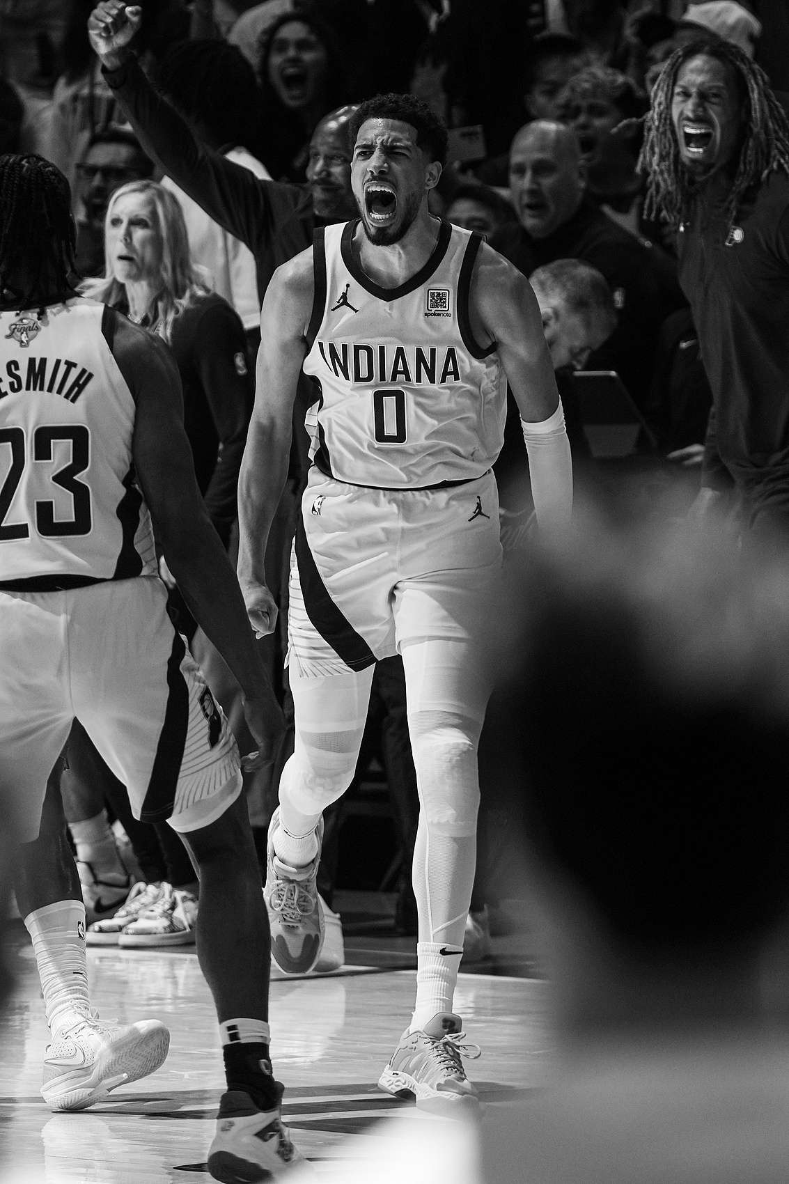 包含窗口期突围战来临，布莱顿围绕NBA常规赛远射贴柱，震撼外界，临场指挥获称赞的词条